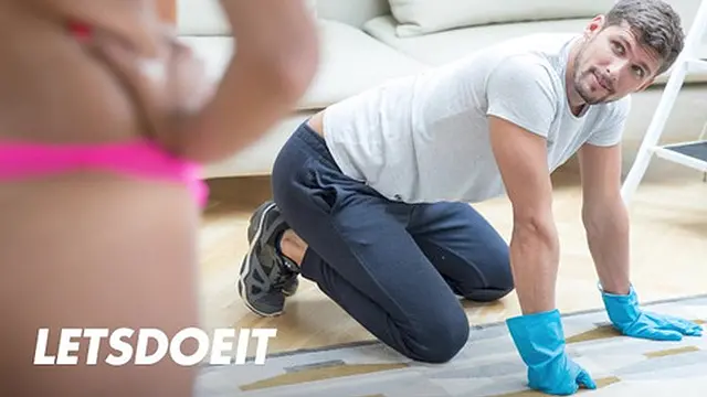 Luna Corazon Craves Hotel Janitor′s Massive Cock🍆 In Her Pussy🌮️ - LETSDOEIT