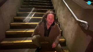 Dirty street hooker Cracky devours cock🌭 in ultimate blowbang