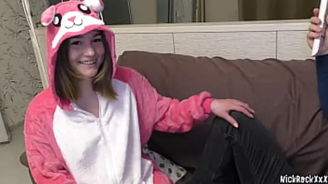 Lesbian students savor 40-year-old teachers′ massive cocks on university grounds