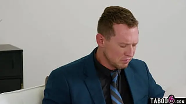 Lawyer finds Latina MILF client enjoying herself