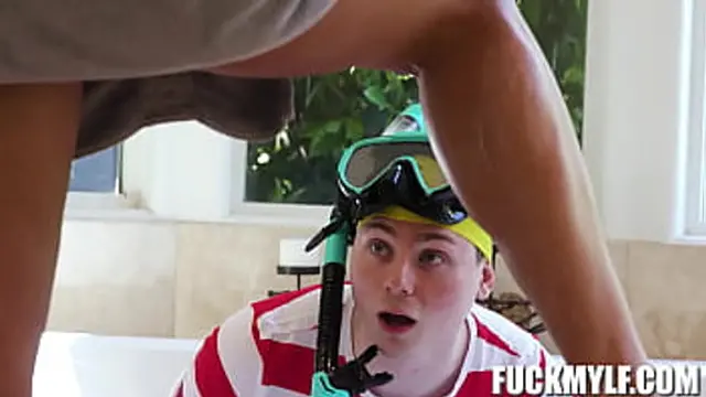 milf′s Temptation: Rachel′s Naughty😈 Prize for her boyfriend