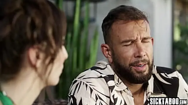 Hot MILF milf Lexi Luna seduces boyfriend David Lee with big tits