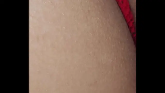 milf invites me into her room &mdash;  big ass🍑 latina part 1