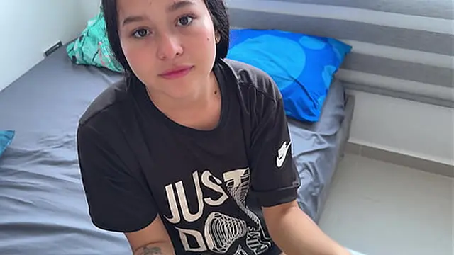 Her shy girlfriend gifts me her sweet pussy✌ on her 18th birthday &mdash;  and I make her cum hard 