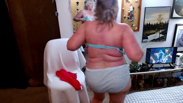 Hairy and curvy amateur Dawn skyed1962 gives a steamy striptease for