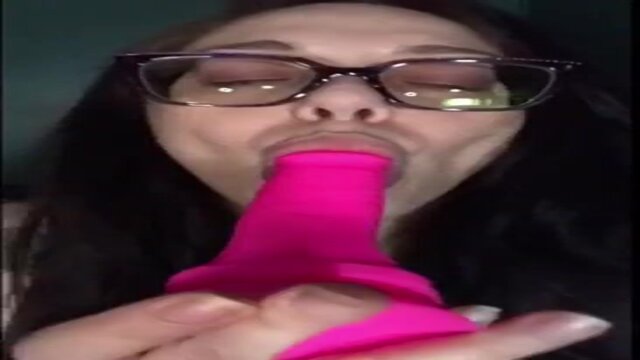 Randy OLDER WOMAN gives sloppy fellatio with thick boobs and butt